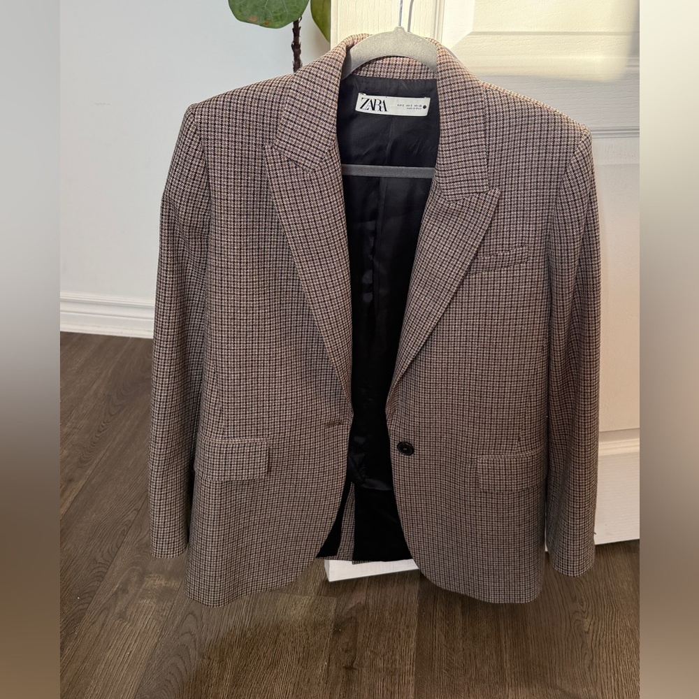 Zara brown blazer, 100% wool